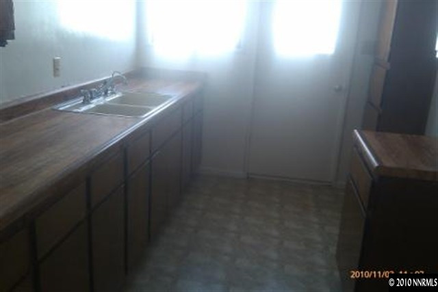 11462 Andes Street Reno, NV 89506 - Photo 3 of 11 Photo 3