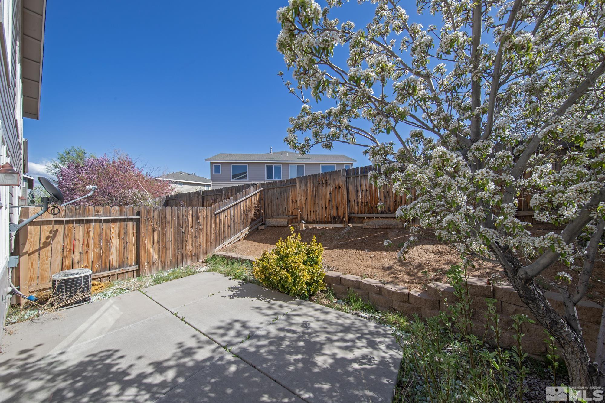 9266 Running Dog Circle Reno, NV 89506 - Photo 33 of 35 a view of a pathway with a yard