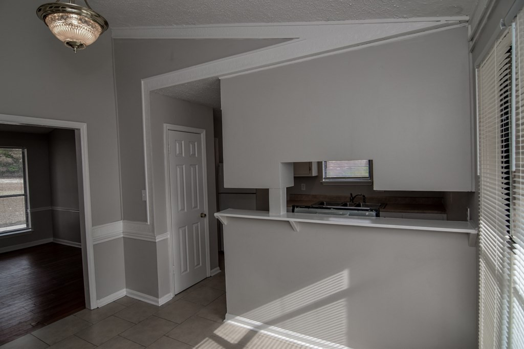 2407 Travis Road Augusta, GA 30906 - Photo 6 of 28
