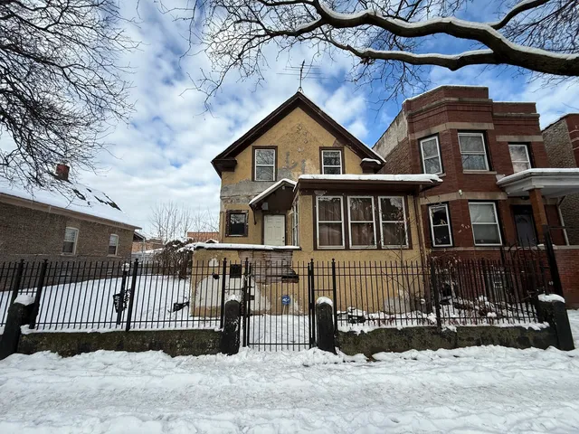 $99,000 | 4940 West Superior Street, Chicago, IL 60644
