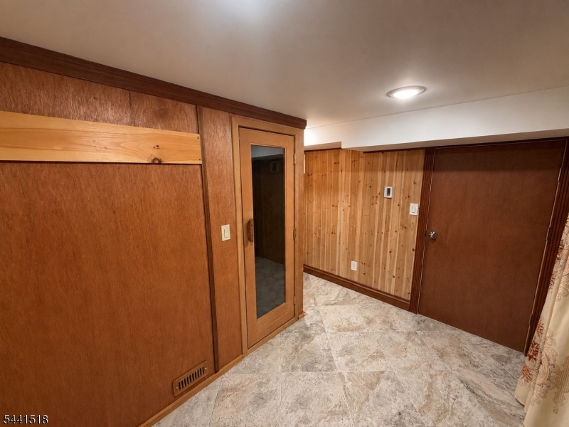48 Sunnyside Road West Orange, NJ 07052 - Photo 33 of 36