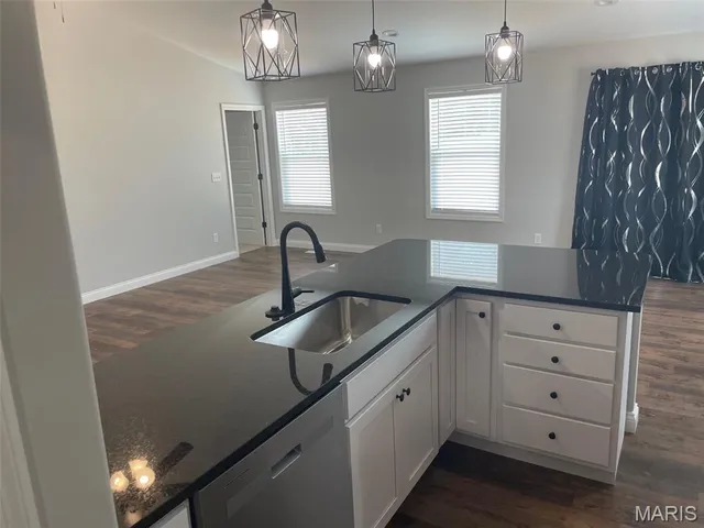 $2,000 | 28557 Shallow Water Road, Warrenton, MO 63383