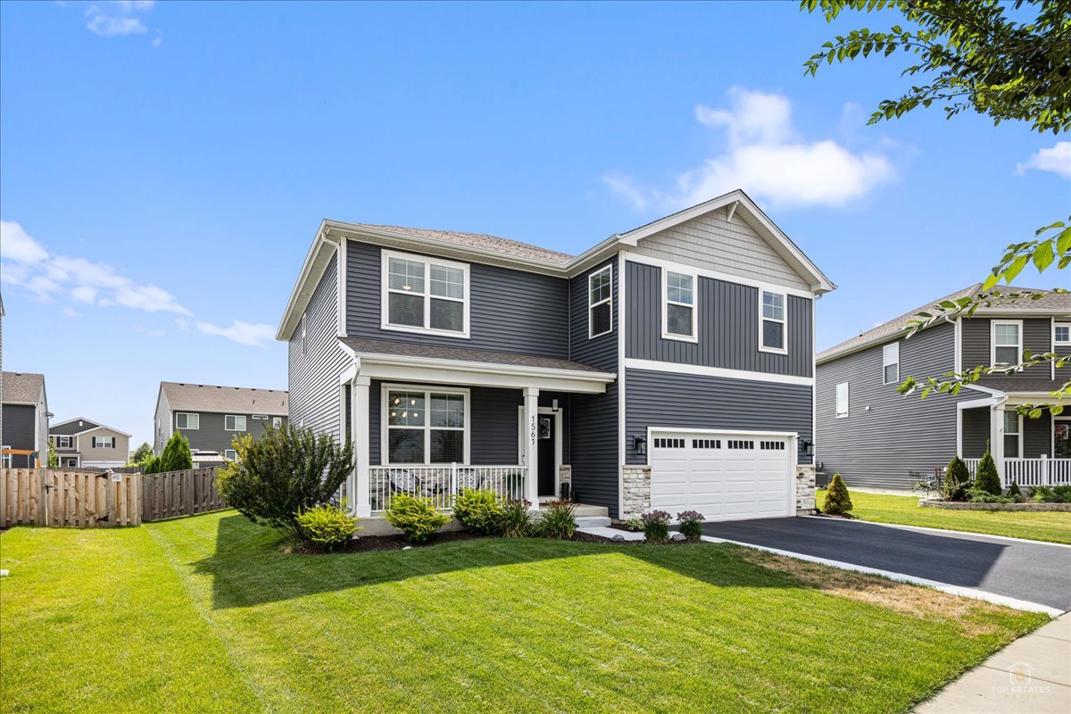 1561 Middleton Road Pingree Grove, IL 60140 - Photo 1 of 31 Gallery Image 1