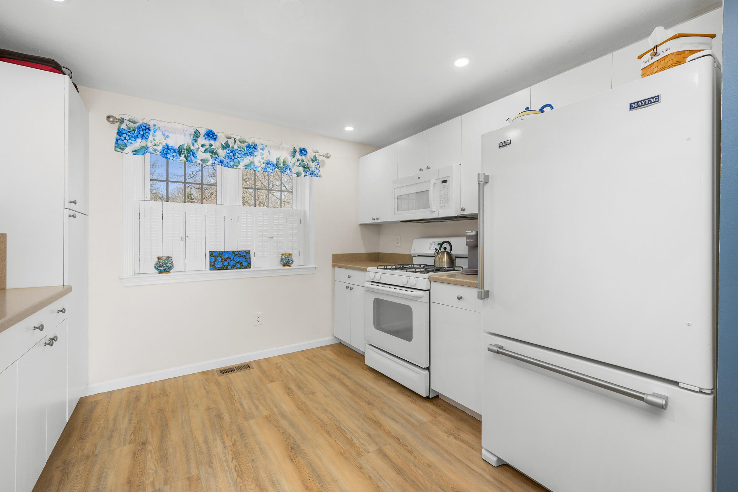 35 Santuit Pond Road, Unit 4C Mashpee, MA 02649 - Photo 19 of 32 17_dsc_0525