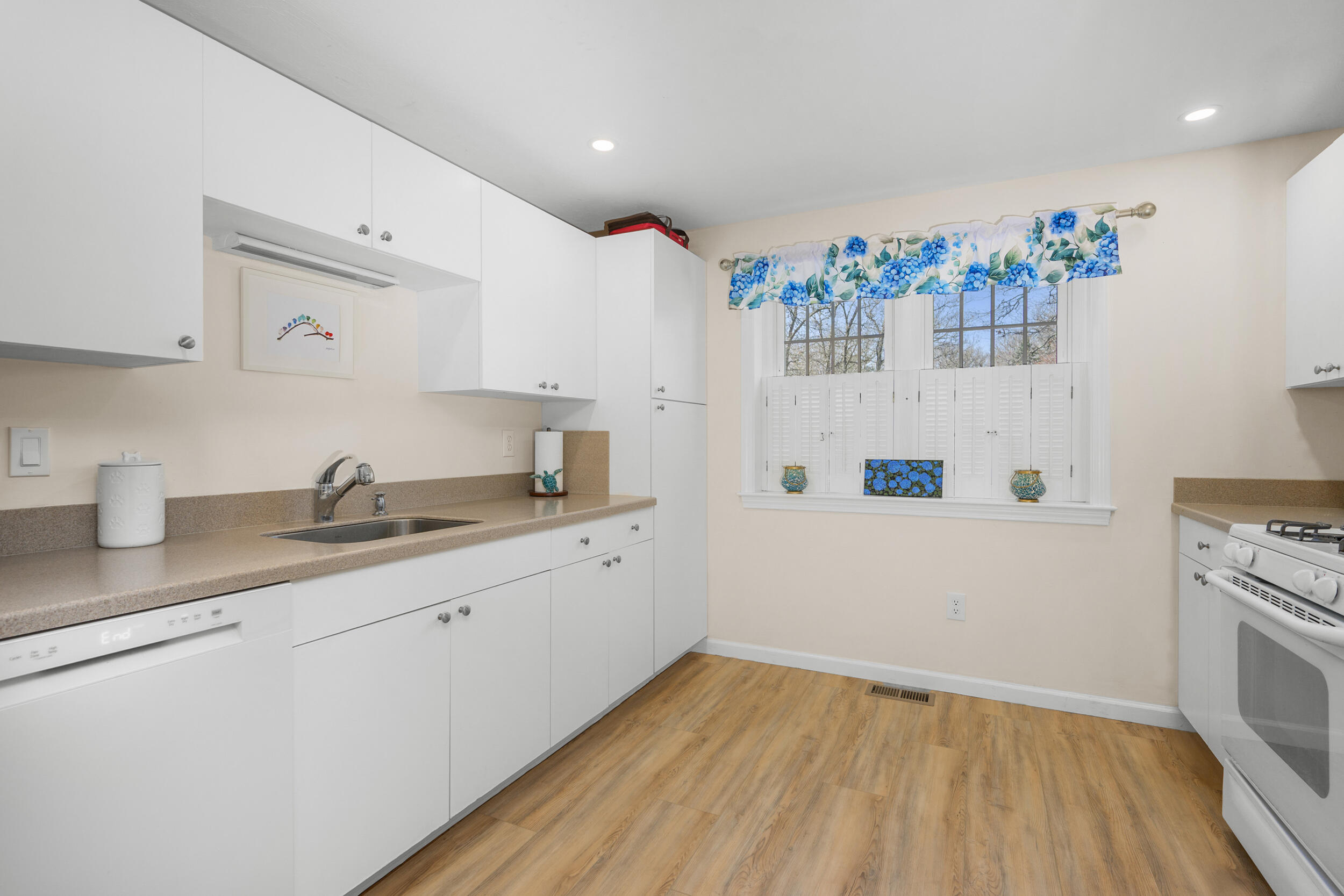 35 Santuit Pond Road, Unit 4C Mashpee, MA 02649 - Photo 21 of 32 15_dsc_0516