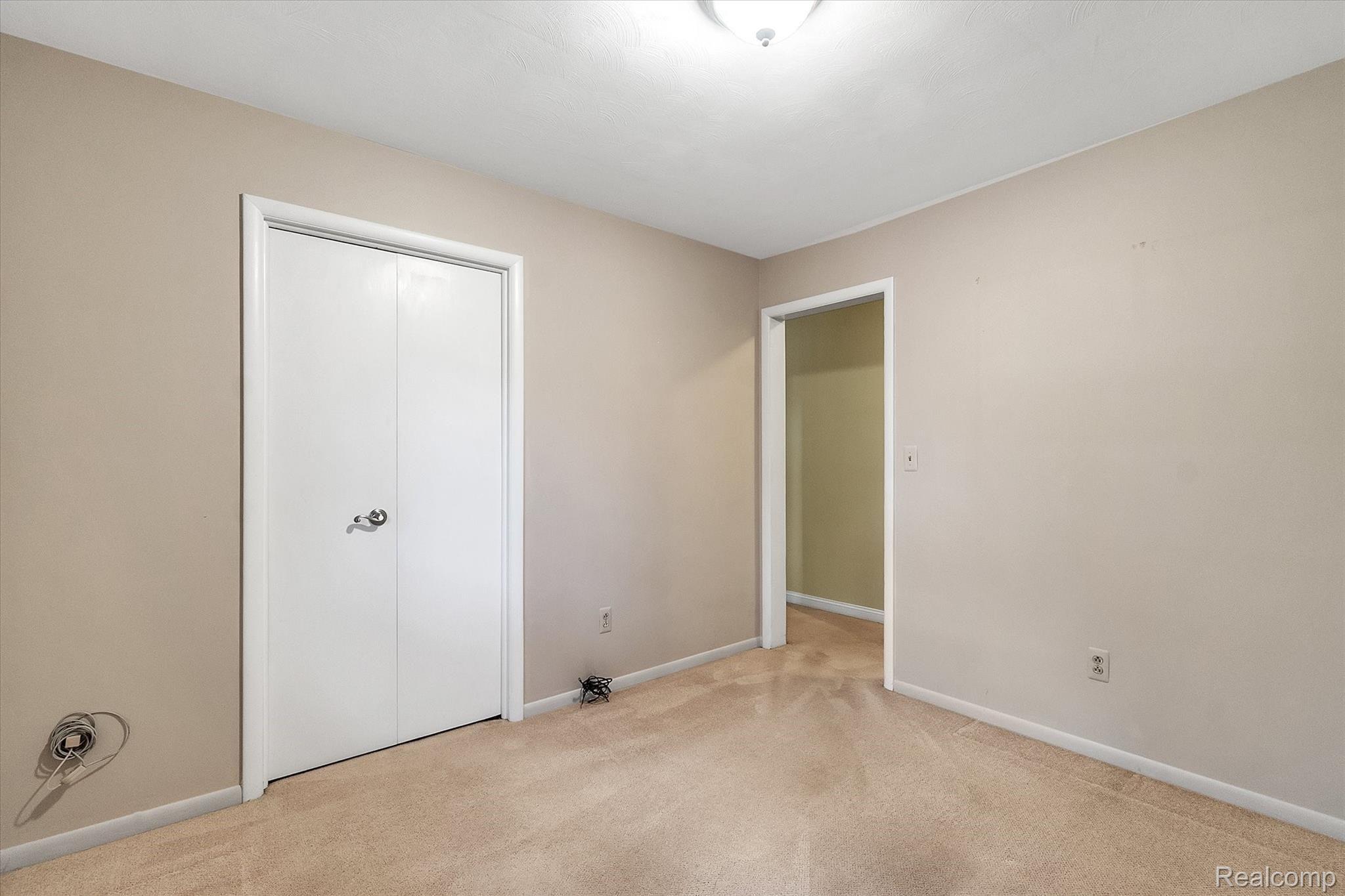 3335 Jewell Road Howell, MI 48843 - Photo 20 of 32 22-3335-Jewell-Rd-Howell-MI-48843-WindowStill-Real-Estate-Photography-12.jpg