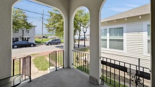 $1,600 | 457 Sala Avenue, Westwego, LA 70094