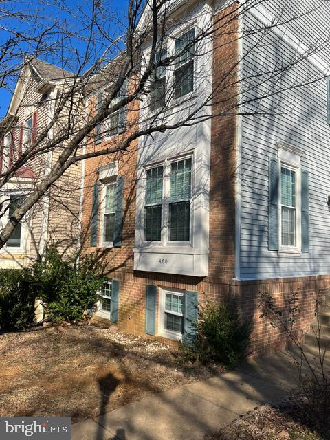 400 Harrogate Road Fredericksburg, VA 22406 - Photo 2 of 16