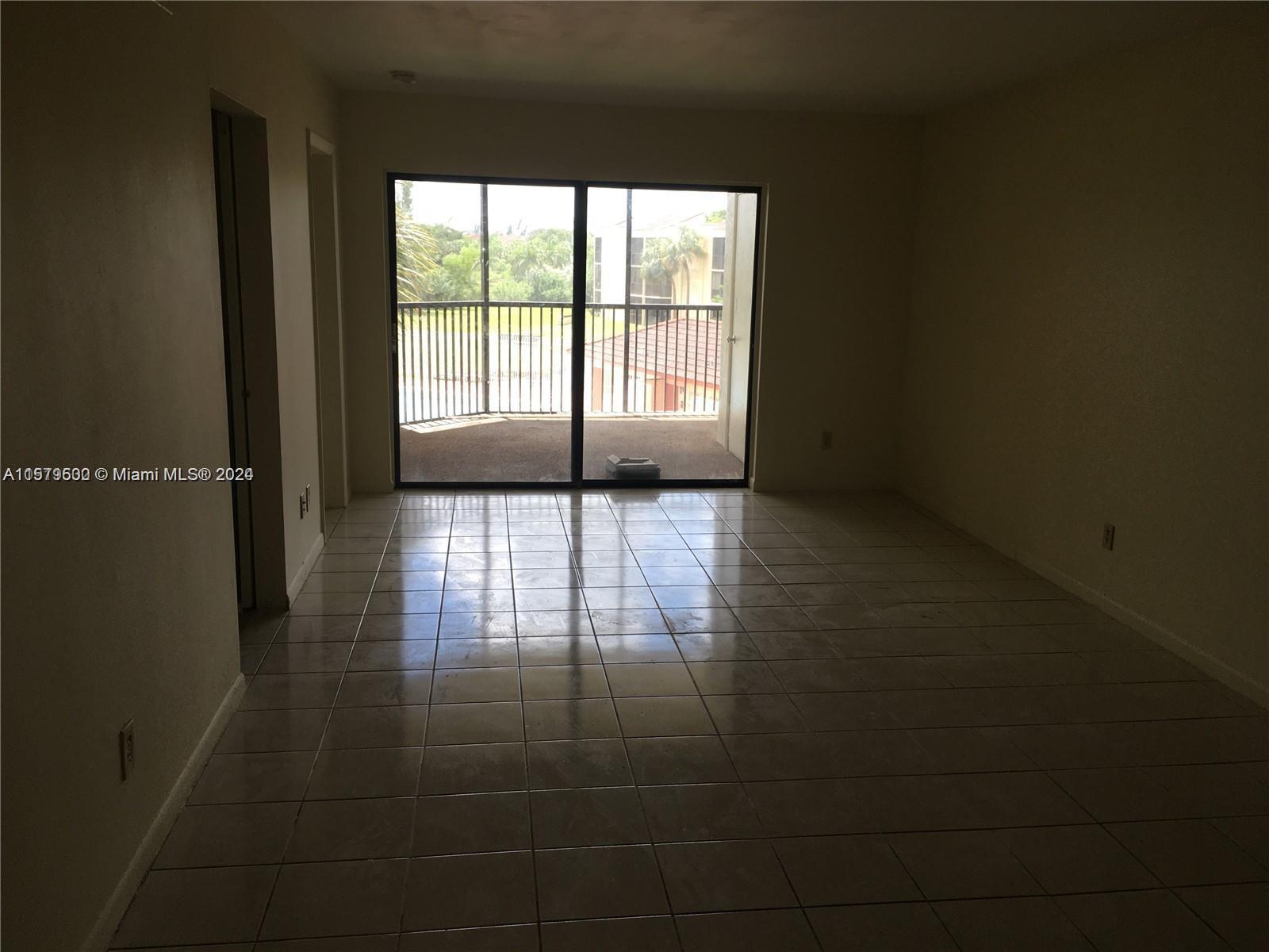 3396 Foxcroft Road, Unit 308 Miramar, FL 33025 - Photo 4 of 8