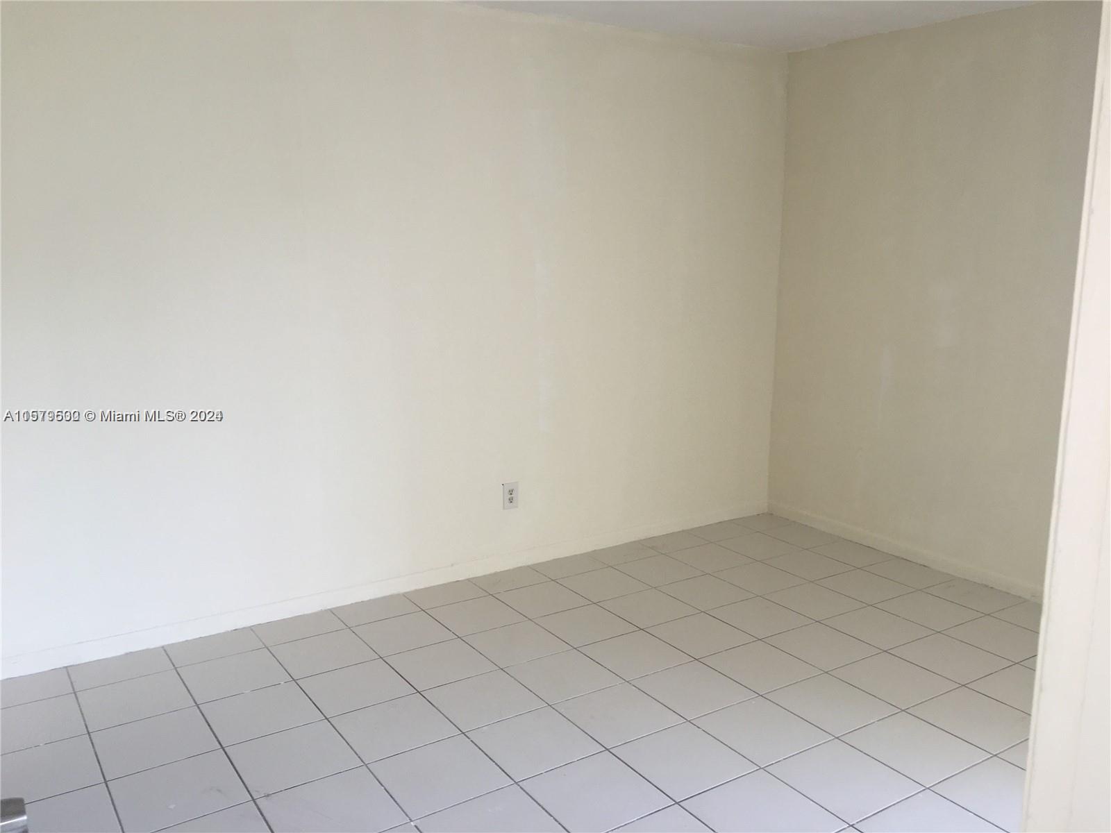 3396 Foxcroft Road, Unit 308 Miramar, FL 33025 - Photo 6 of 8