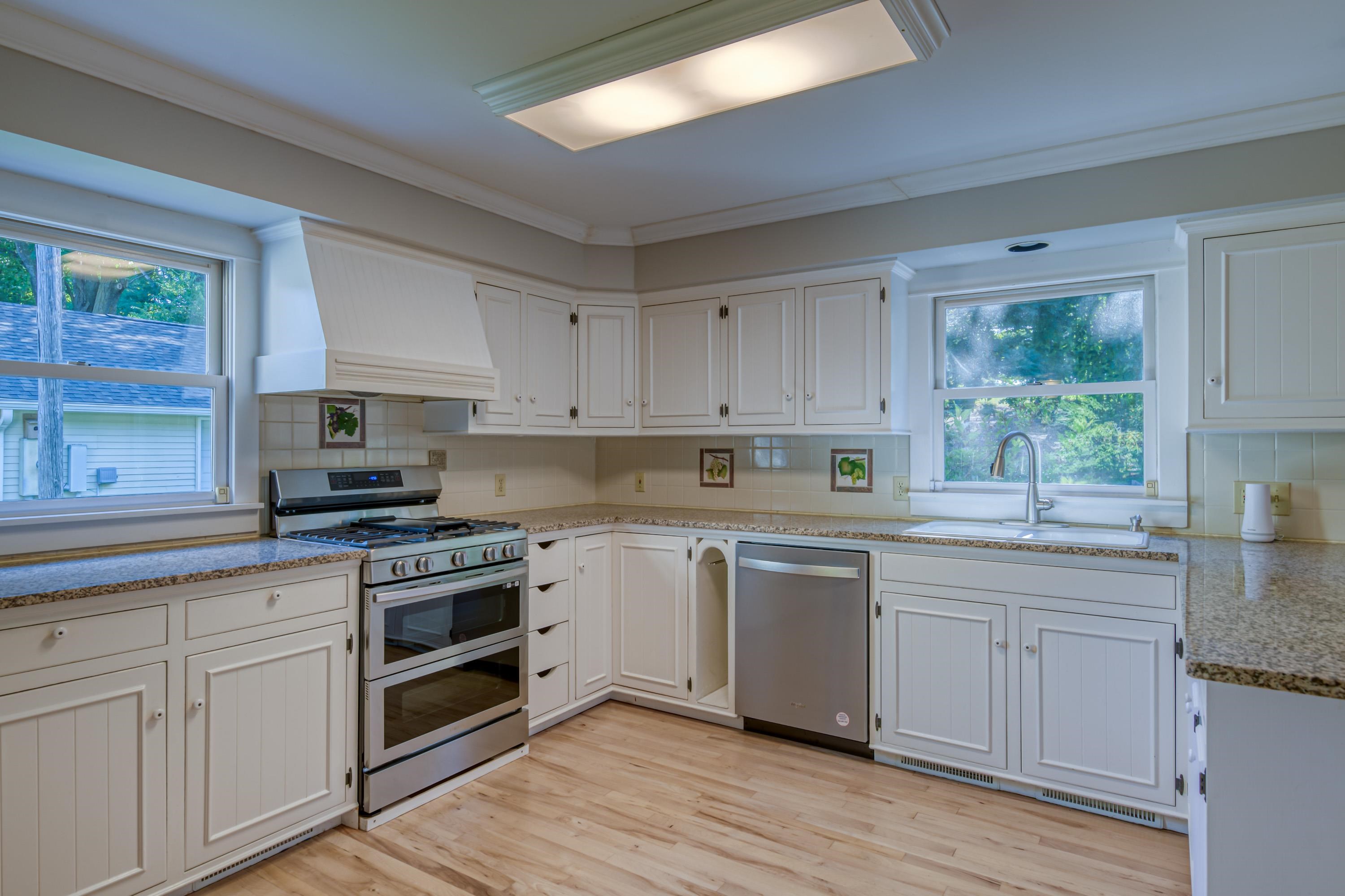 10552 Center Road Traverse City, MI 49686 - Photo 23 of 65