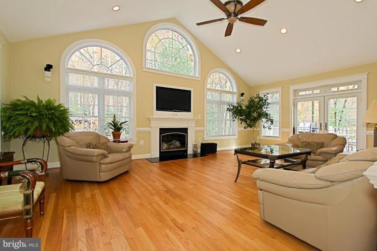 12000 Aintree Lane Reston, VA 20191 - Photo 4 of 30 Great Room