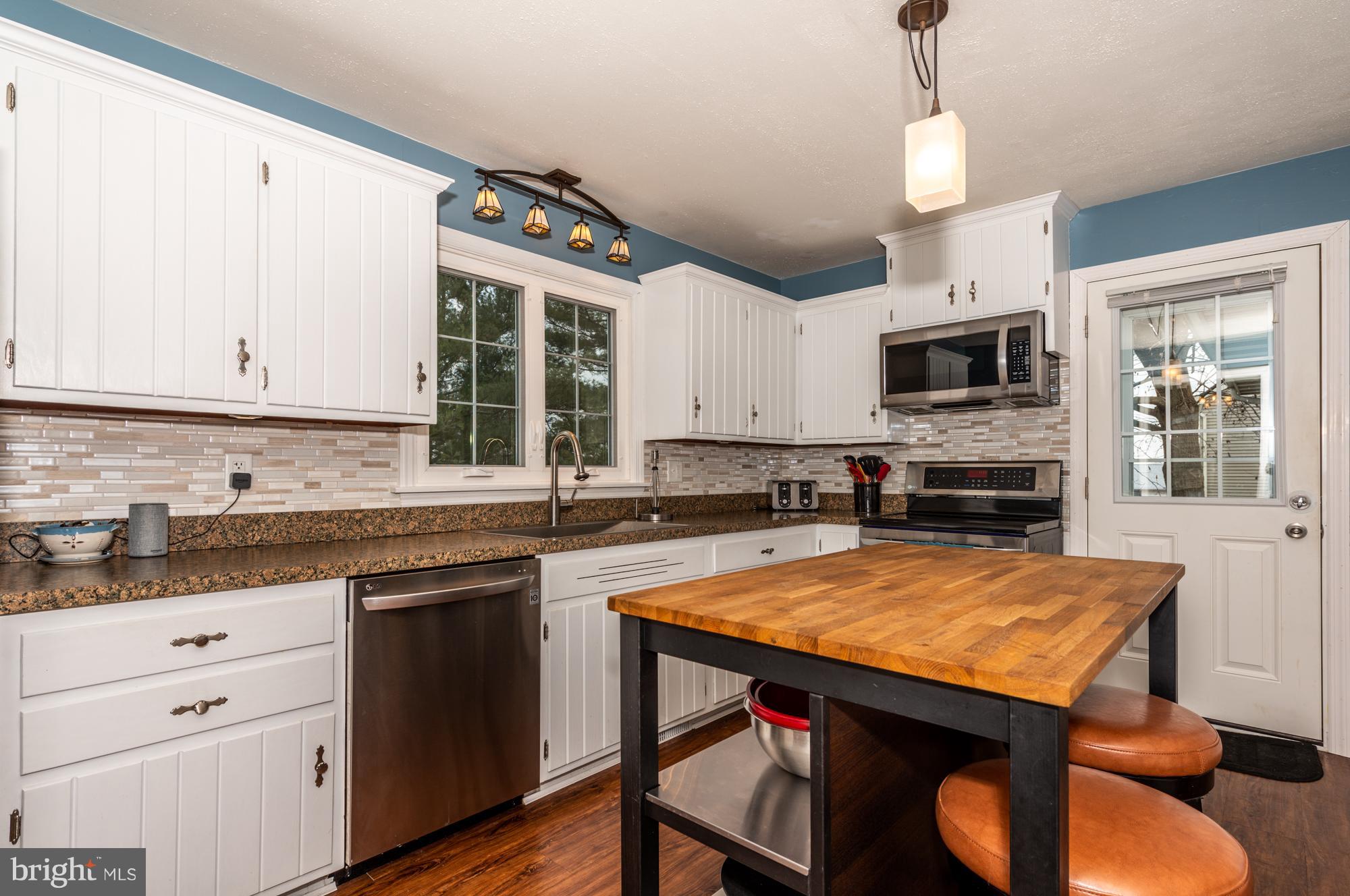 593 Hi View Drive Lititz, PA 17543 - Photo 13 of 31 V3