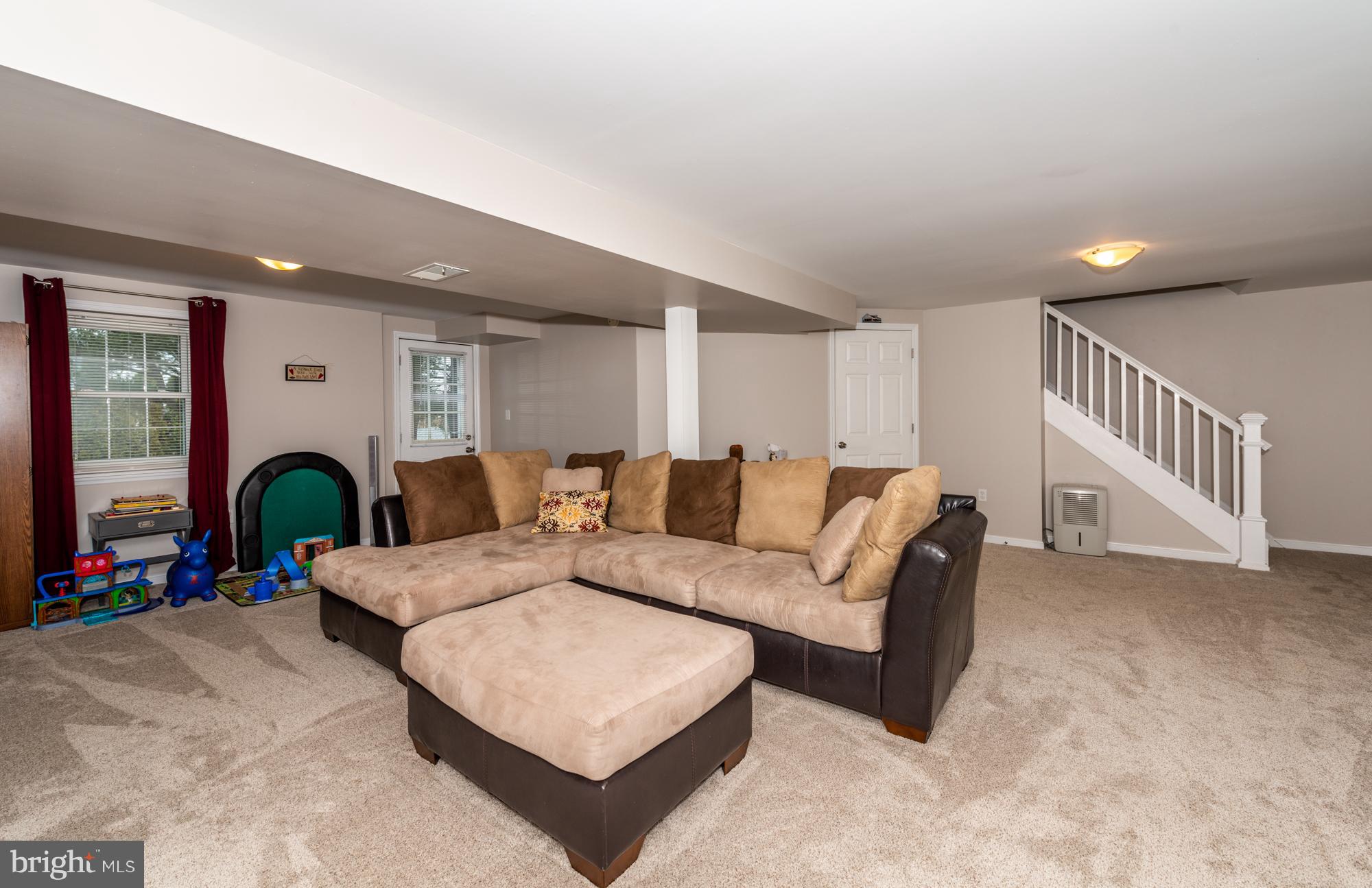 593 Hi View Drive Lititz, PA 17543 - Photo 23 of 31 V3