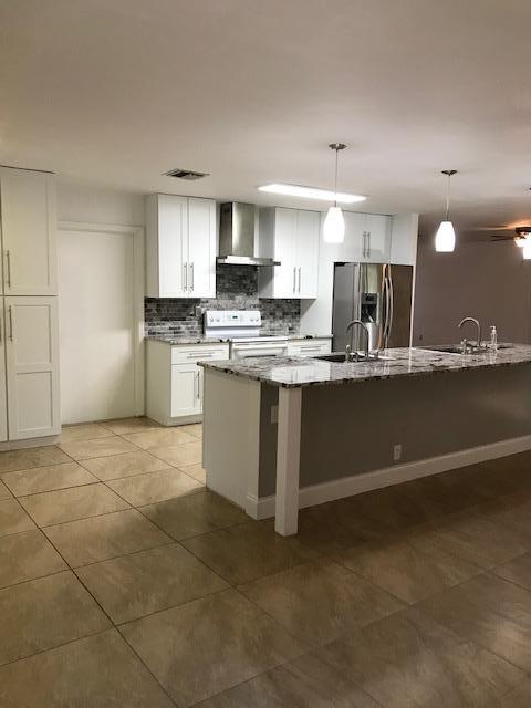 357 Knob Hill Boulevard Boca Raton, FL 33431 - Photo 11 of 26 IMG_0108