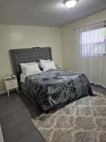 $1,700 | 560 Southeast 2nd Avenue, Unit H2, Deerfield Beach, FL 33441