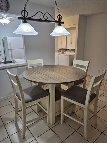 $1,700 | 560 Southeast 2nd Avenue, Unit H2, Deerfield Beach, FL 33441