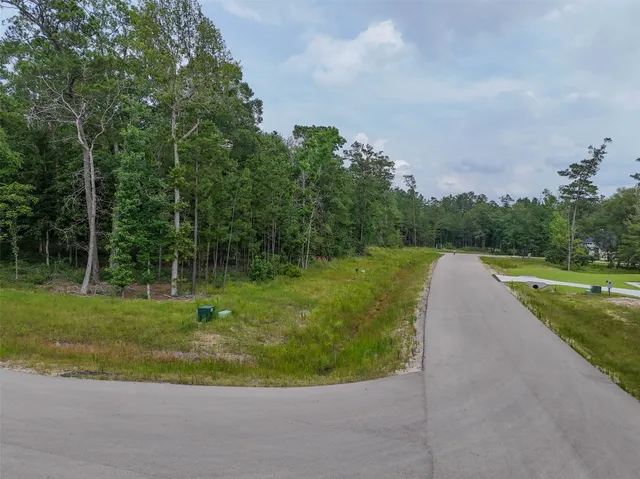 $134,500 | 104 Eagle Run Road, Willis, TX 77378