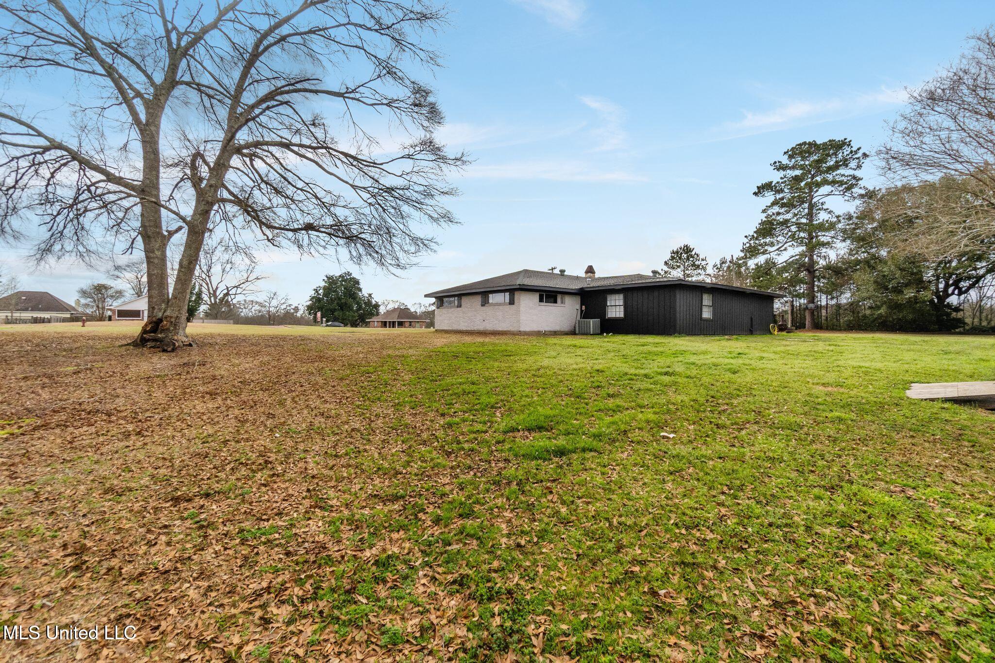 119 Hillsdale Gumpond Road Lumberton, MS 39455 - Photo 30 of 34 119_Hillsdale_Gumpond_Rd-38