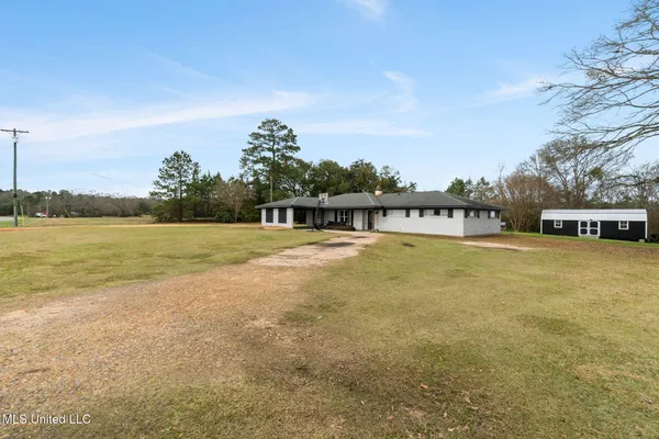 $275,000 | 119 Hillsdale Gumpond Road, Lumberton, MS 39455