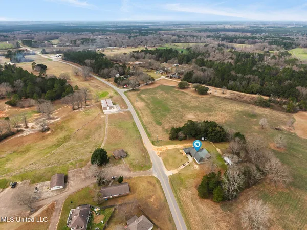 $275,000 | 119 Hillsdale Gumpond Road, Lumberton, MS 39455