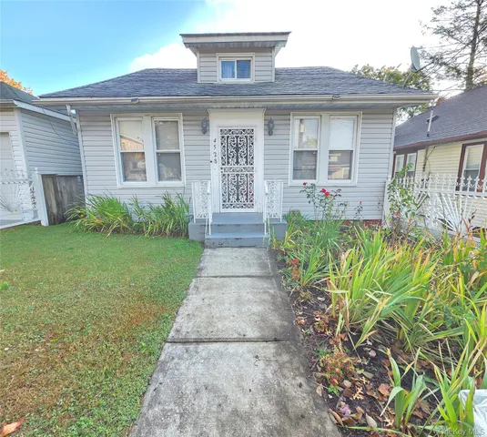 $579,999 | 4528 Wilder Avenue | Wakefield