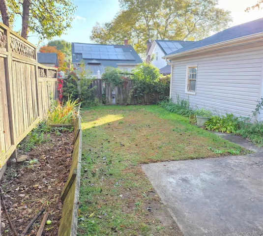 $579,999 | 4528 Wilder Avenue | Wakefield