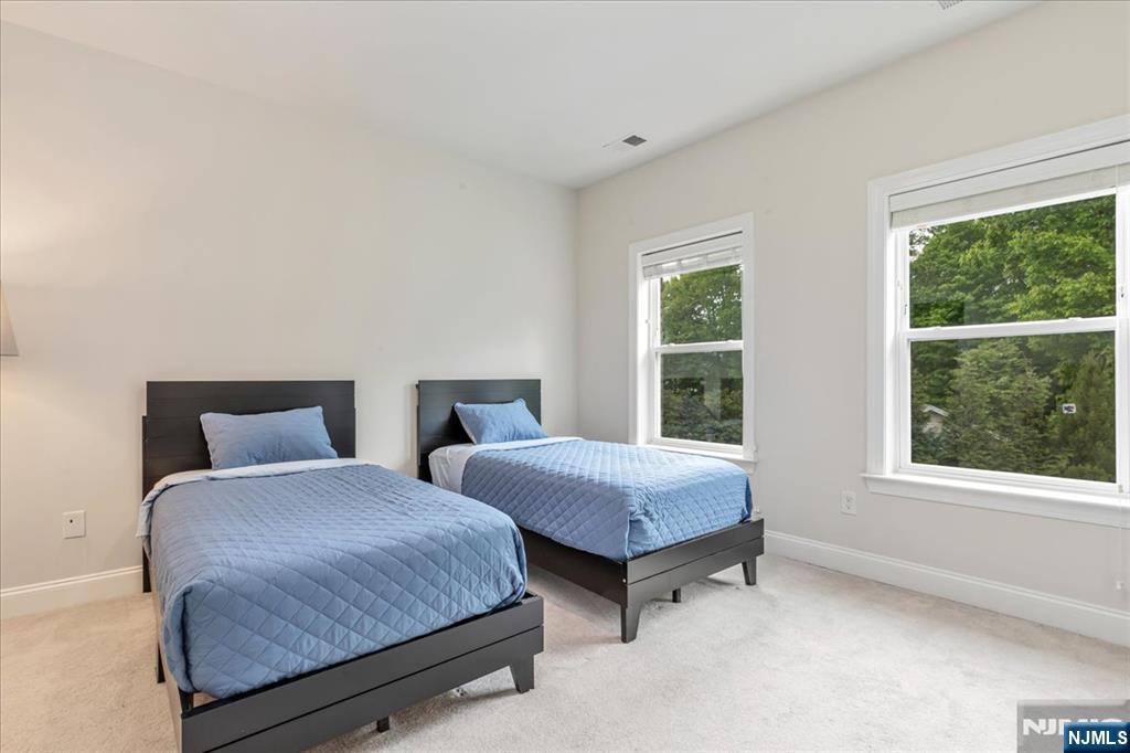 102 Abbe Road Little Falls, NJ 07424 - Photo 16 of 30