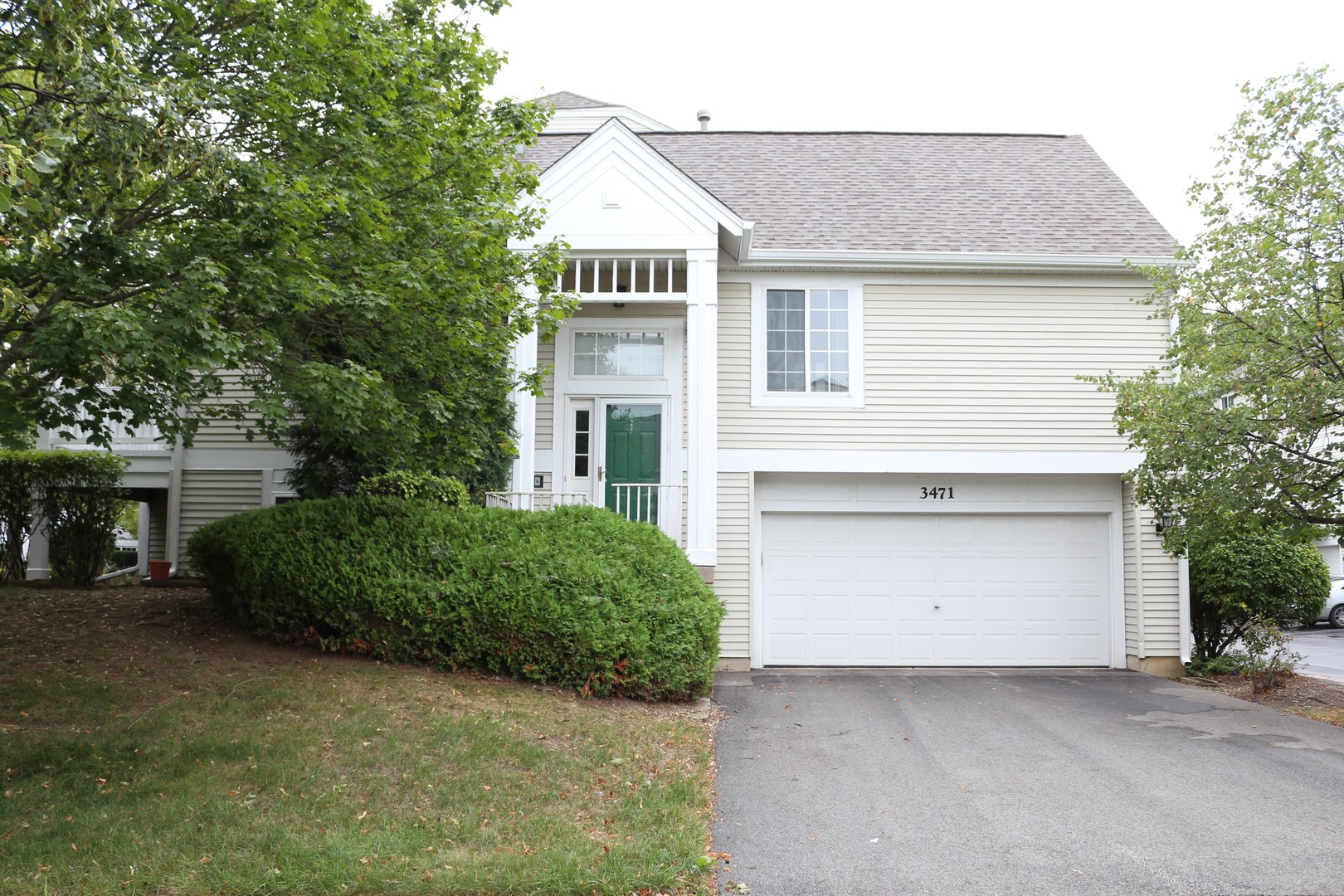 3471 Ravinia Circle Aurora, IL 60504 - Photo 1 of 23