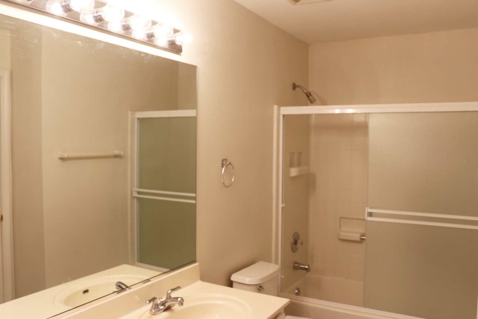 3471 Ravinia Circle Aurora, IL 60504 - Photo 13 of 23