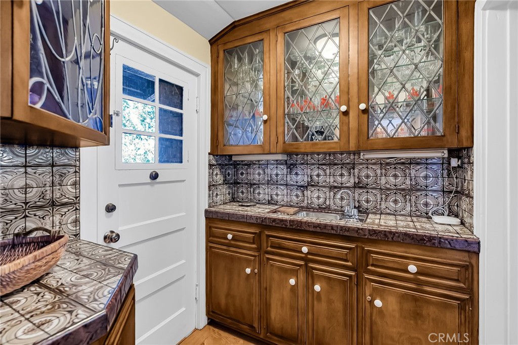 6146 Hawarden Drive Riverside, CA 92506 - Photo 25 of 75