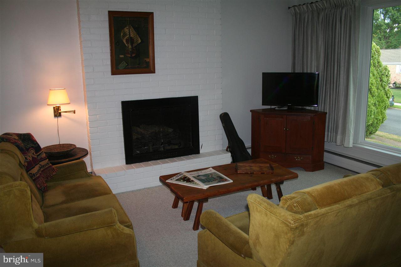 3412 Ridgeway Road Harrisburg, PA 17109 - Photo 4 of 18
