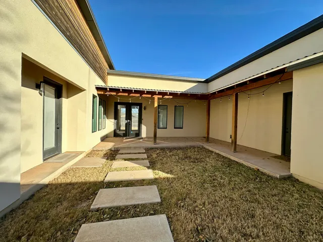 $2,325 | 4816 7th Street, Lubbock, TX 79416