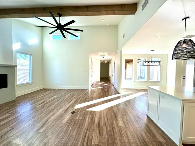 $2,325 | 4816 7th Street, Lubbock, TX 79416