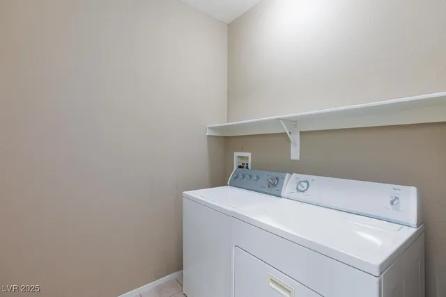 $2,550 | 10350 Queens Church Avenue, Las Vegas, NV 89135