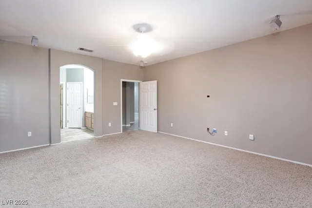 $2,550 | 10350 Queens Church Avenue, Las Vegas, NV 89135