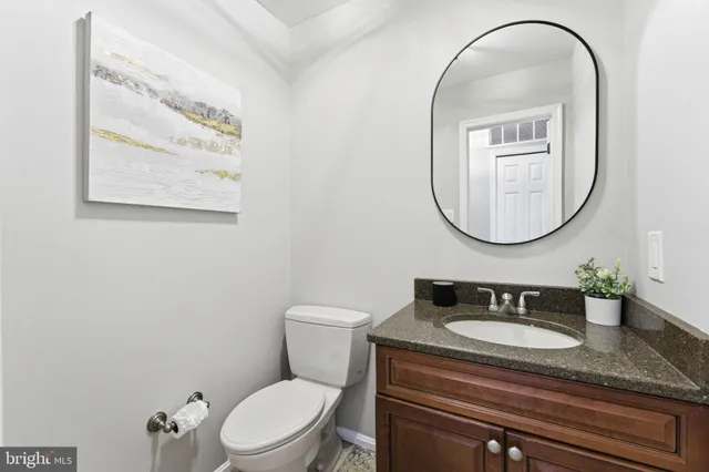 $930,000 | 44202 Bristow Circle, Ashburn, VA 20147