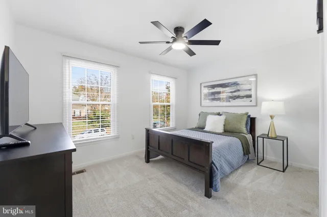 $930,000 | 44202 Bristow Circle, Ashburn, VA 20147