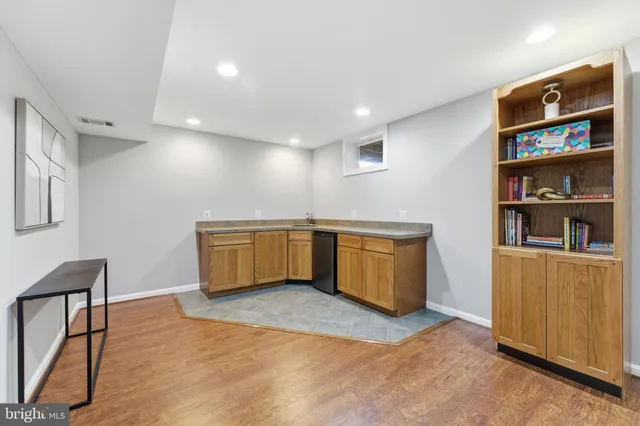 $930,000 | 44202 Bristow Circle, Ashburn, VA 20147