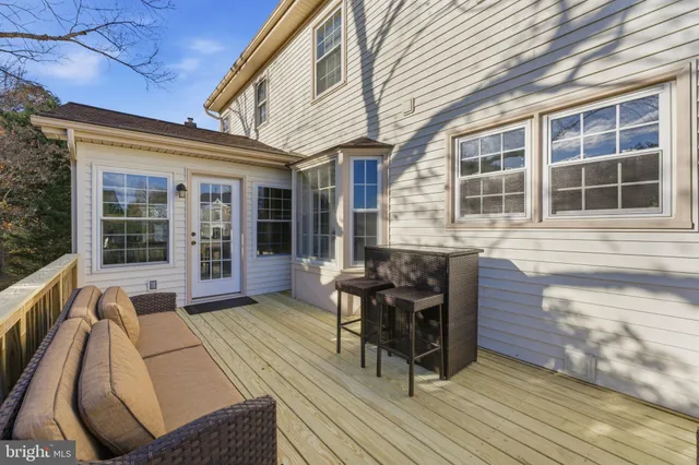 $930,000 | 44202 Bristow Circle, Ashburn, VA 20147