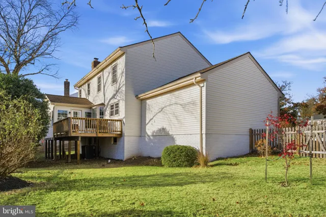 $930,000 | 44202 Bristow Circle, Ashburn, VA 20147