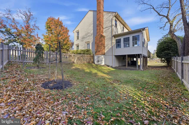 $930,000 | 44202 Bristow Circle, Ashburn, VA 20147