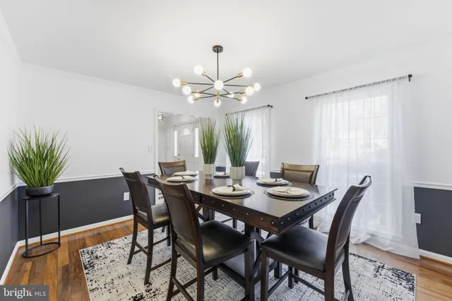 $930,000 | 44202 Bristow Circle, Ashburn, VA 20147