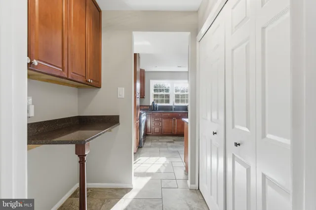 $930,000 | 44202 Bristow Circle, Ashburn, VA 20147