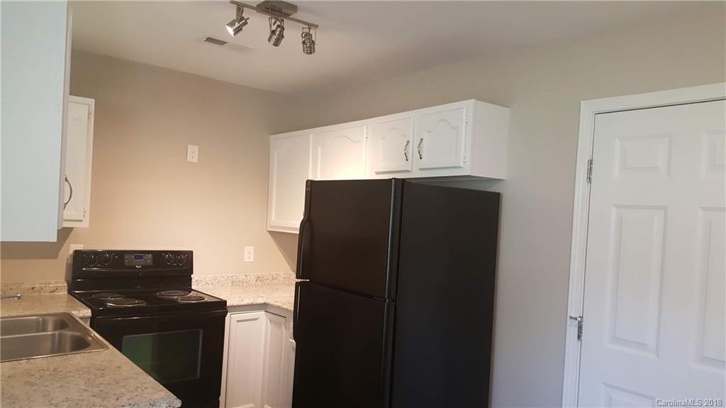 8820 Stoneface Road Charlotte, NC 28214 - Photo 9 of 26 Gallery Image 9