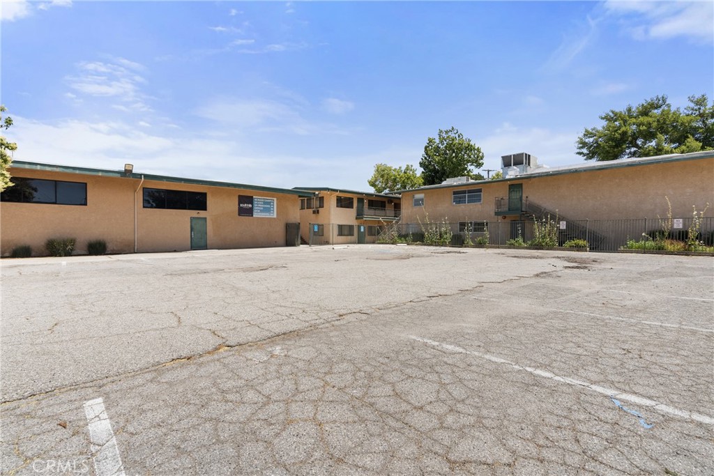 25222 Wiley Canyon Road Newhall, CA 91321 - Photo 29 of 36