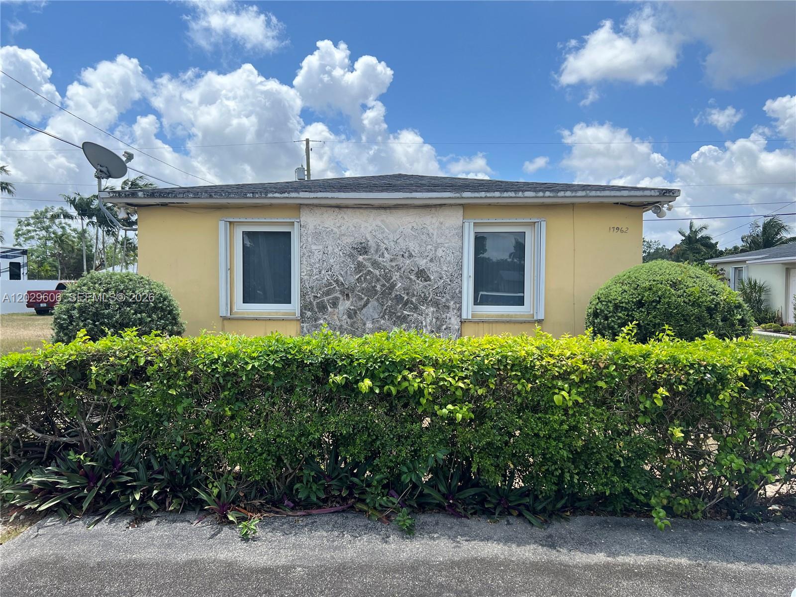 17962 Southwest 296th Street, Unit A Homestead, FL 33030 - Photo 2 of 11