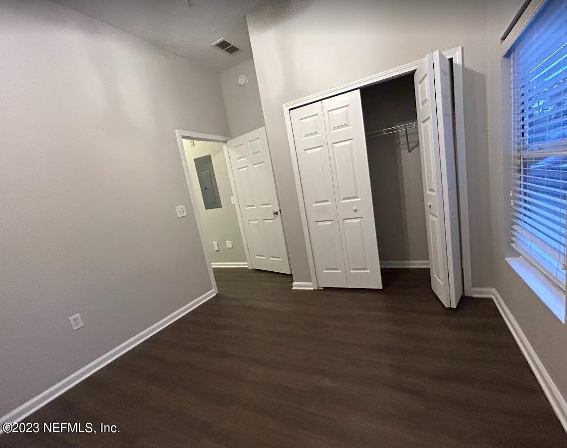 7920 Merrill Road, Unit 2207 Jacksonville, FL 32277 - Photo 18 of 21 room with closet