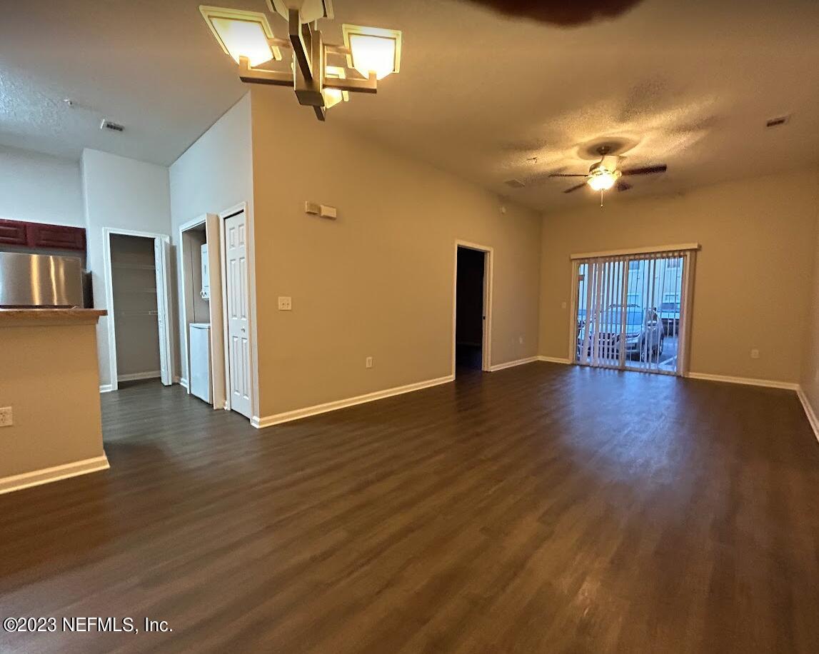 7920 Merrill Road, Unit 2207 Jacksonville, FL 32277 - Photo 8 of 21 living