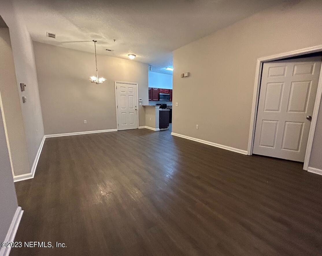 7920 Merrill Road, Unit 2207 Jacksonville, FL 32277 - Photo 9 of 21 living 11